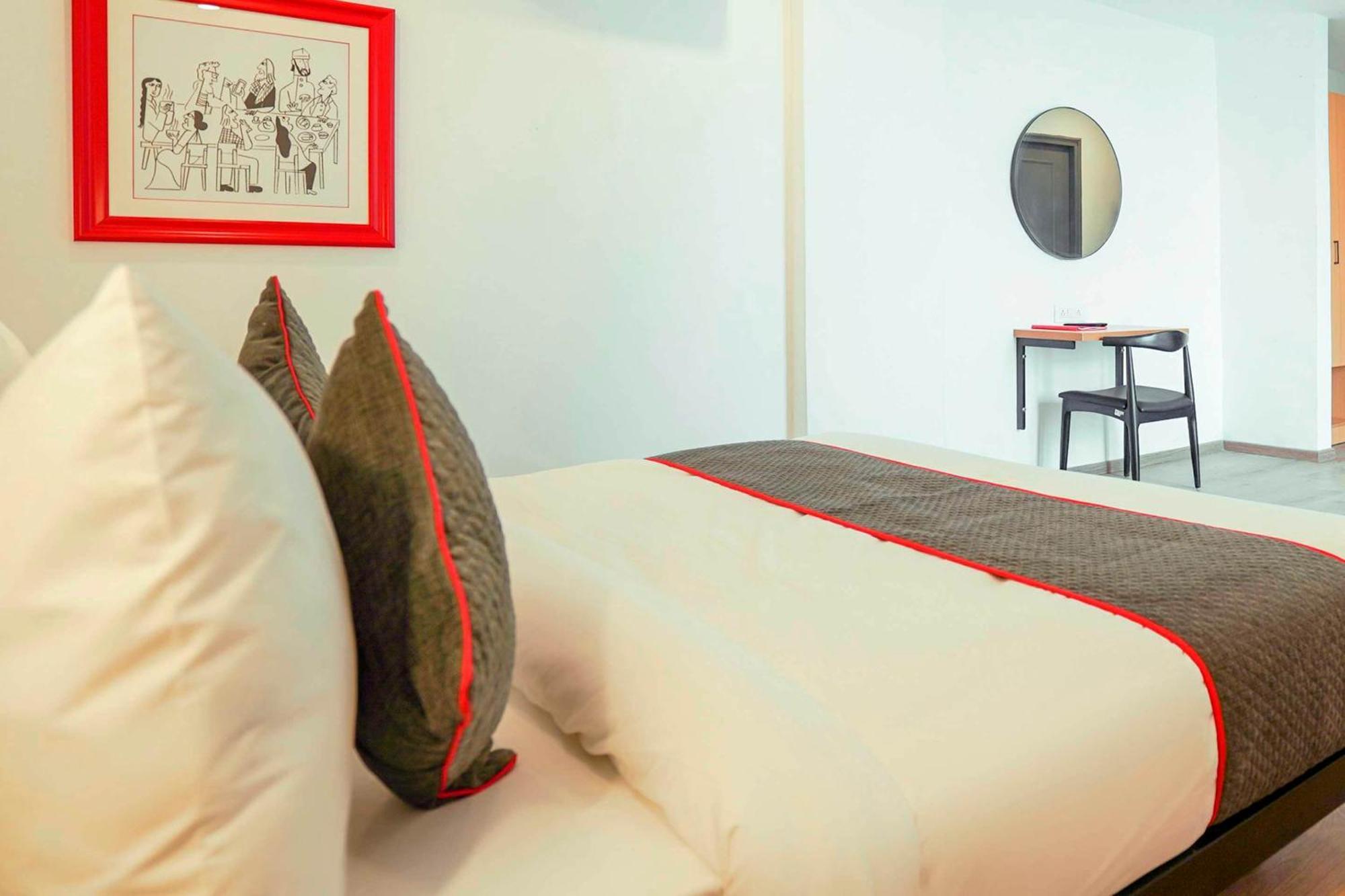 Townhouse O Hotel Aditya Residency Near Parthala Over Bridge Sector 121 Noida Indirapuram Exteriör bild